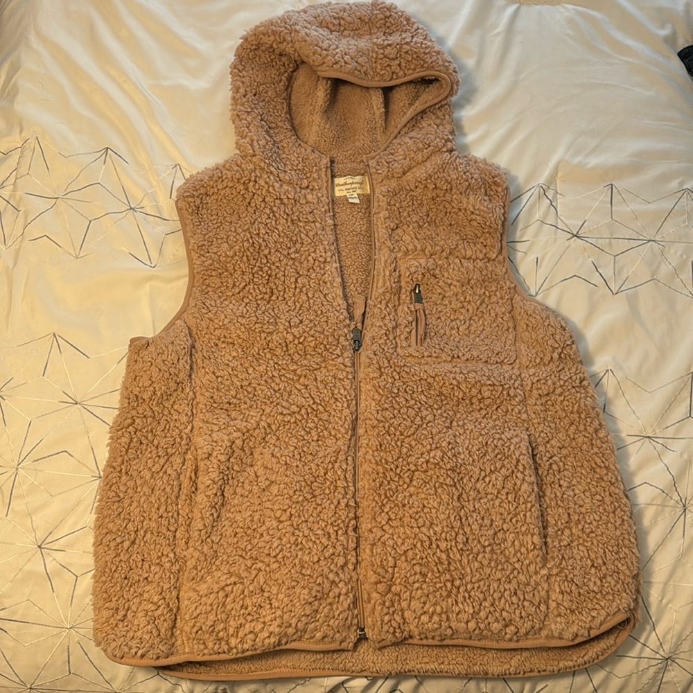Super fuzzy pink vest